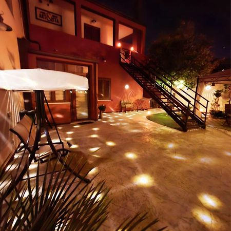 Artista B&B Càbras Buitenkant foto