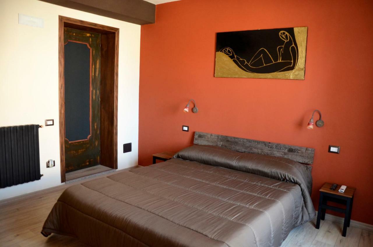 Artista B&B Càbras Buitenkant foto