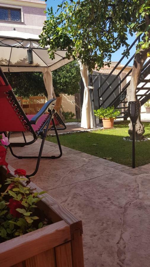 Artista B&B Càbras Buitenkant foto